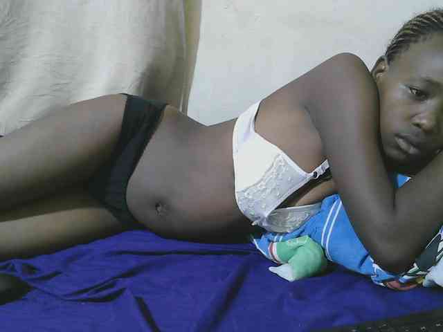 queen-slender webcam