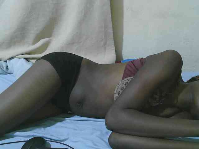 queen-slender webcam