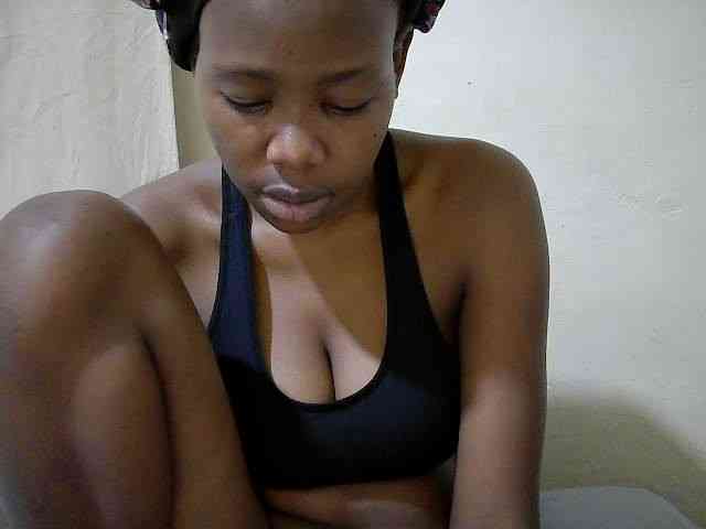 queen-slender webcam