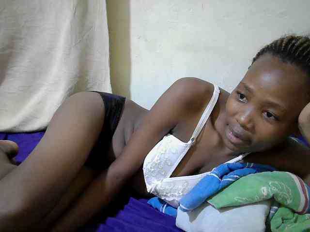 queen-slender webcam