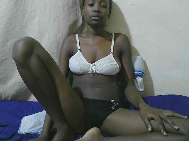 queen-slender webcam