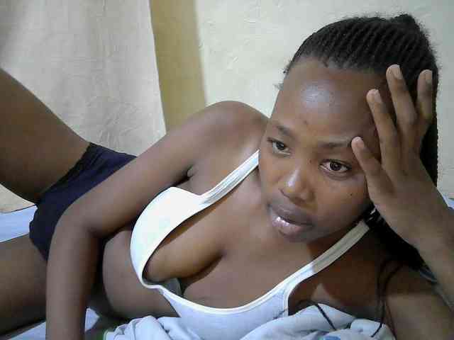 queen-slender webcam