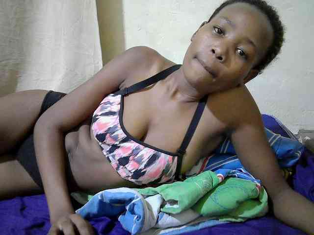 queen-slender webcam