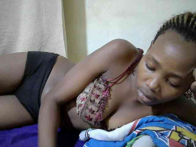 queen-slender webcam
