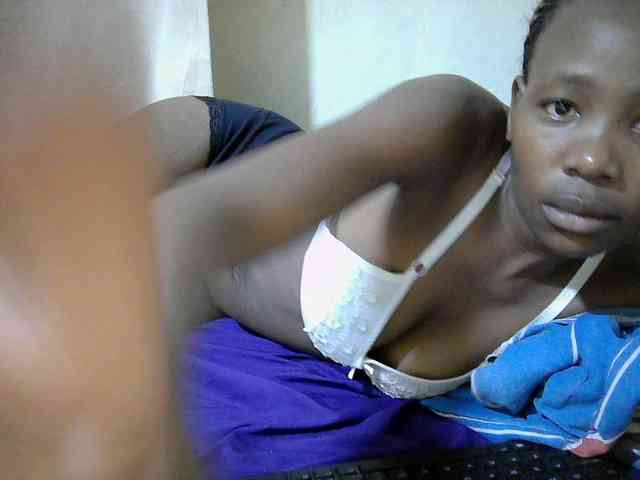 queen-slender webcam