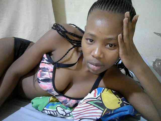 queen-slender webcam