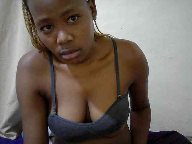 queen-slender webcam