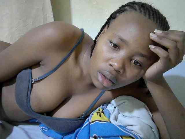 queen-slender webcam