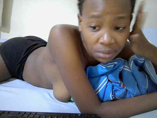 queen-slender webcam