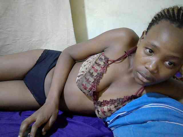 queen-slender webcam