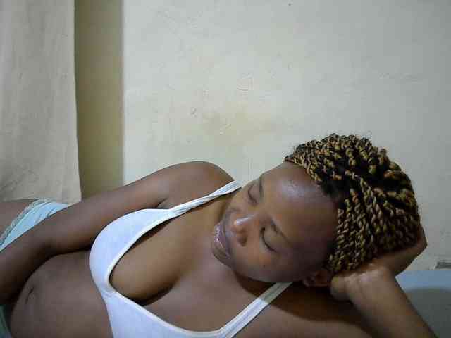 queen-slender webcam