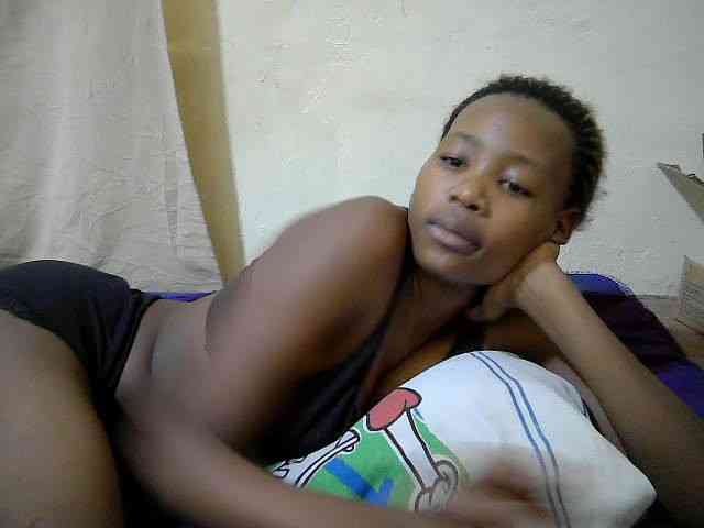 queen-slender webcam