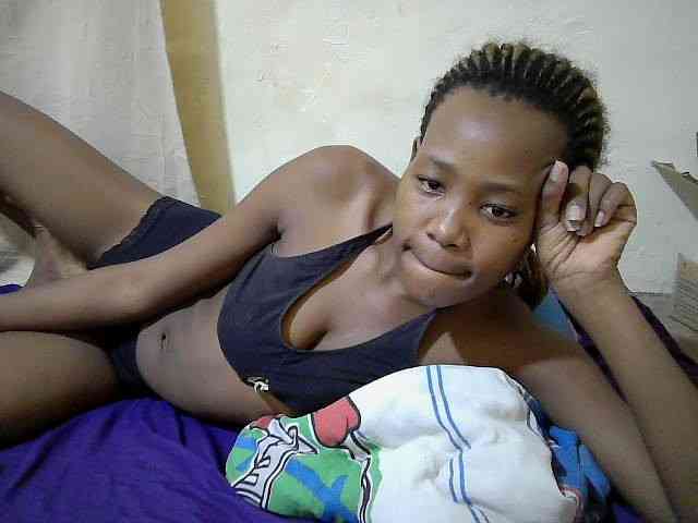 queen-slender webcam