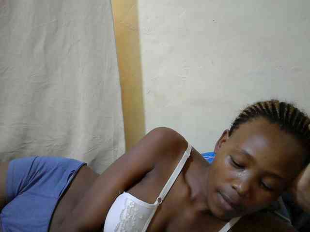 queen-slender webcam