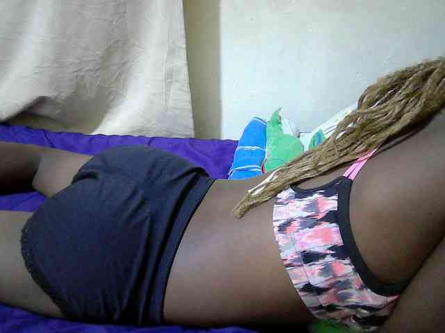 queen-slender webcam