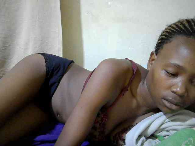 queen-slender webcam