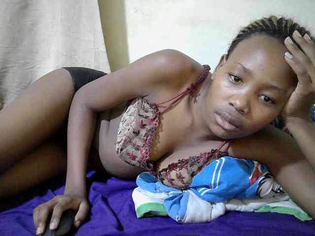 queen-slender webcam