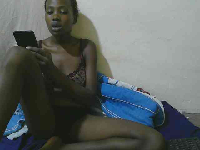 queen-slender webcam