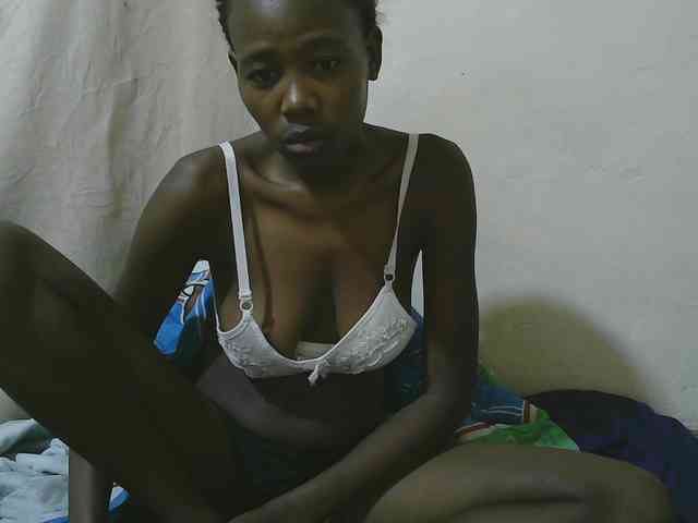 queen-slender webcam