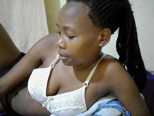 queen-slender webcam