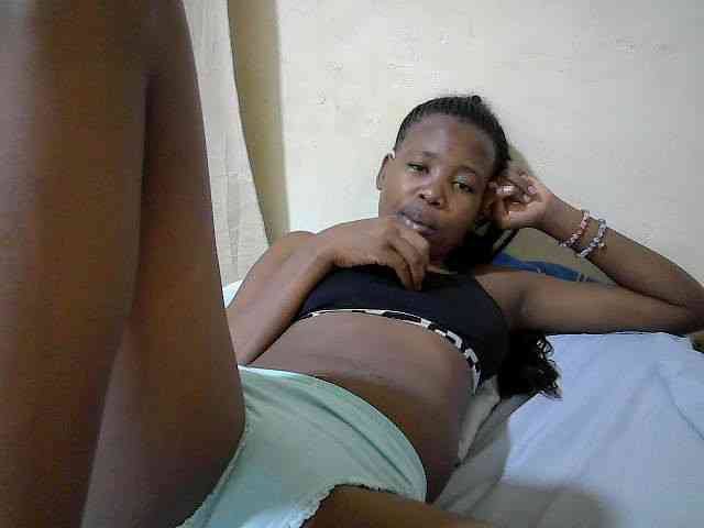 queen-slender webcam