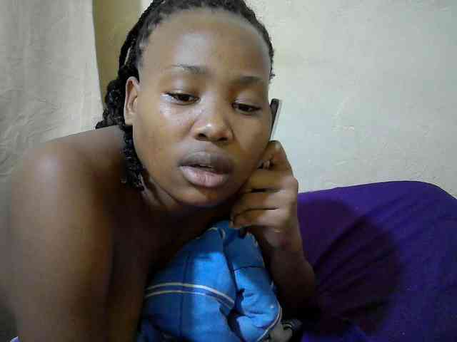 queen-slender webcam
