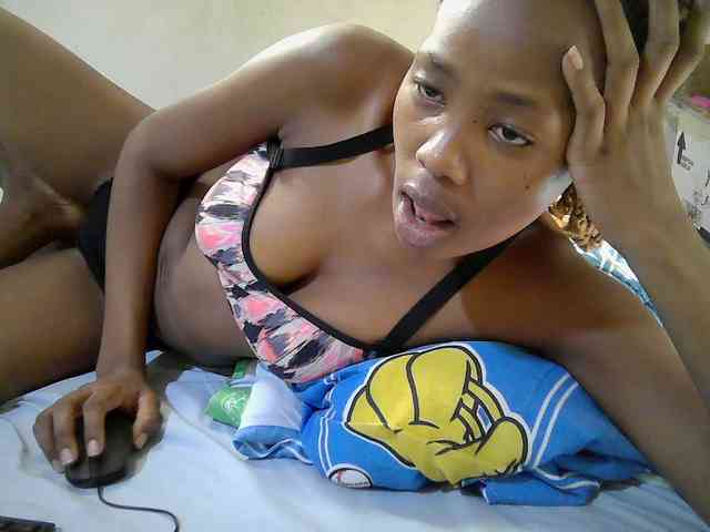 queen-slender webcam