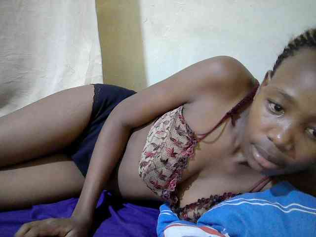 queen-slender webcam