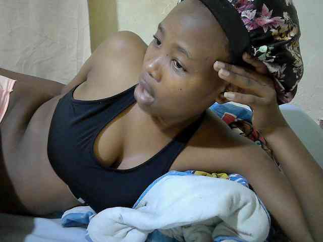 queen-slender webcam