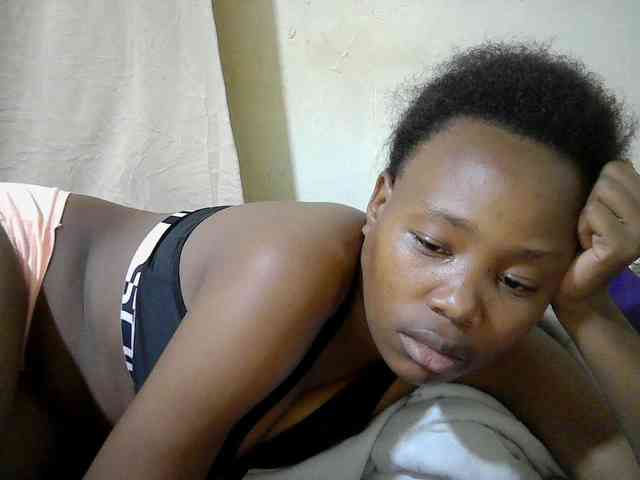 queen-slender webcam