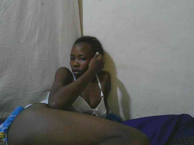 queen-slender webcam