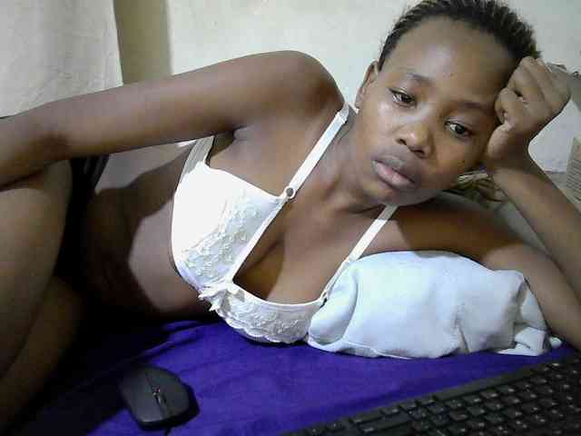 queen-slender webcam