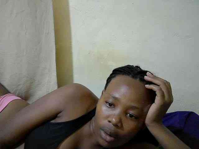 queen-slender webcam