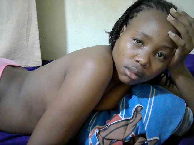 queen-slender webcam