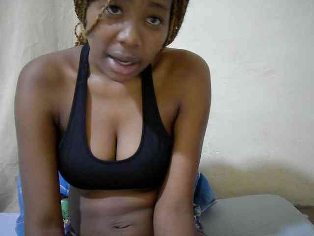 queen-slender webcam