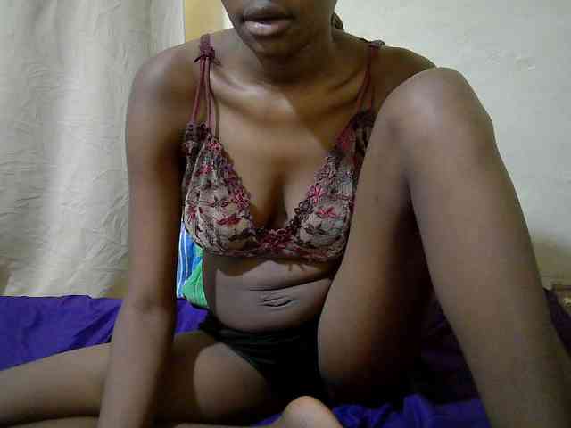 queen-slender webcam