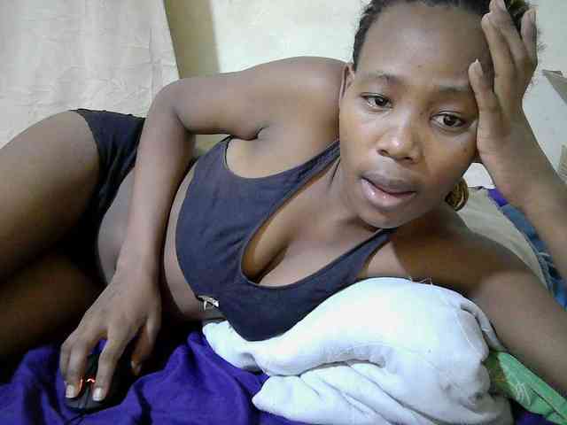 queen-slender webcam
