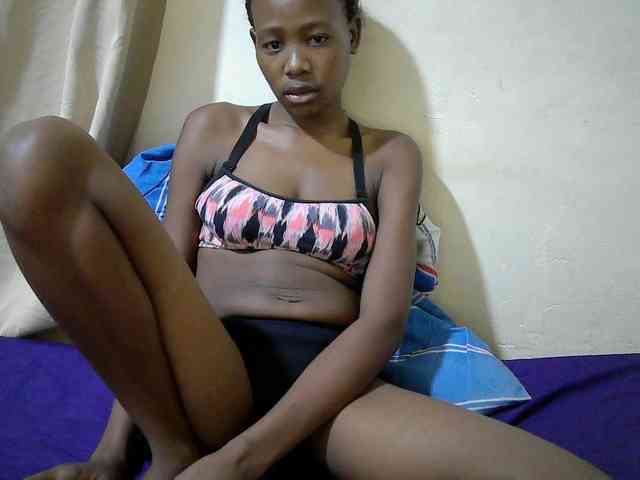 queen-slender webcam