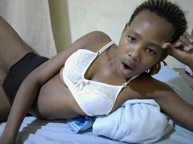 queen-slender webcam
