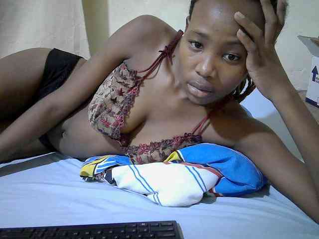 queen-slender webcam