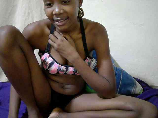 queen-slender webcam