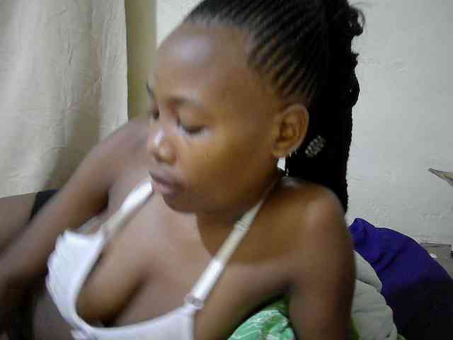 queen-slender webcam