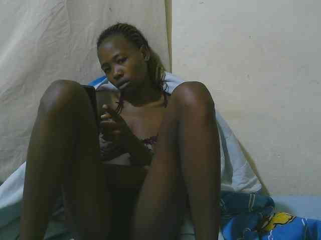 queen-slender webcam