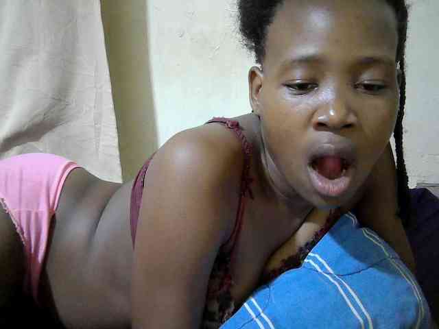 queen-slender webcam