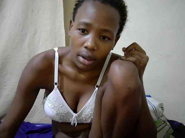 queen-slender webcam
