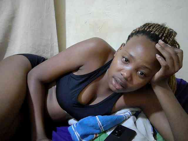 queen-slender webcam