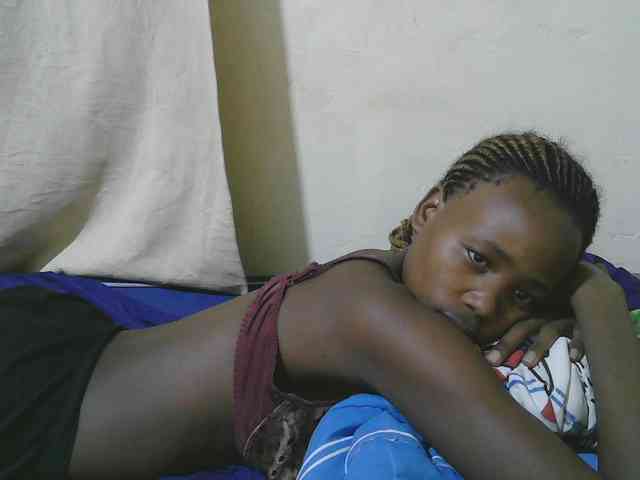 queen-slender webcam