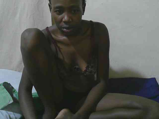 queen-slender webcam