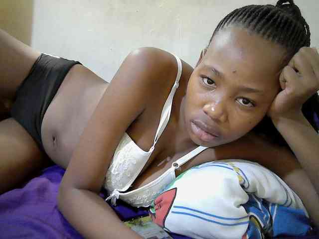queen-slender webcam