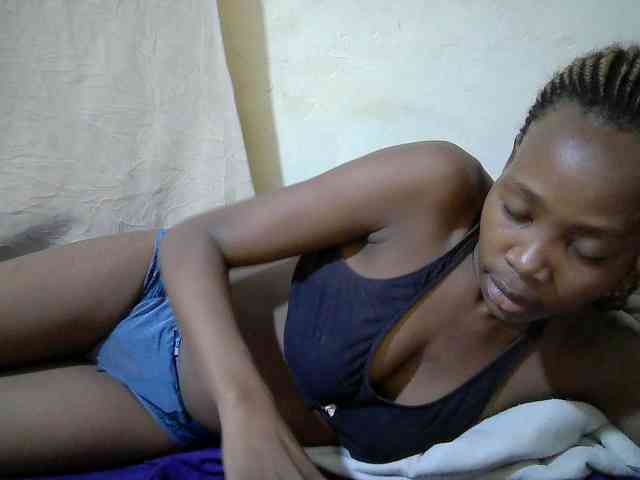 queen-slender webcam